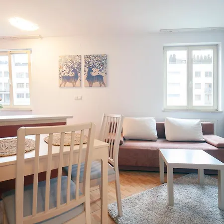 Διαμέρισμα Warsaw-aparts Bukowinska 8 *